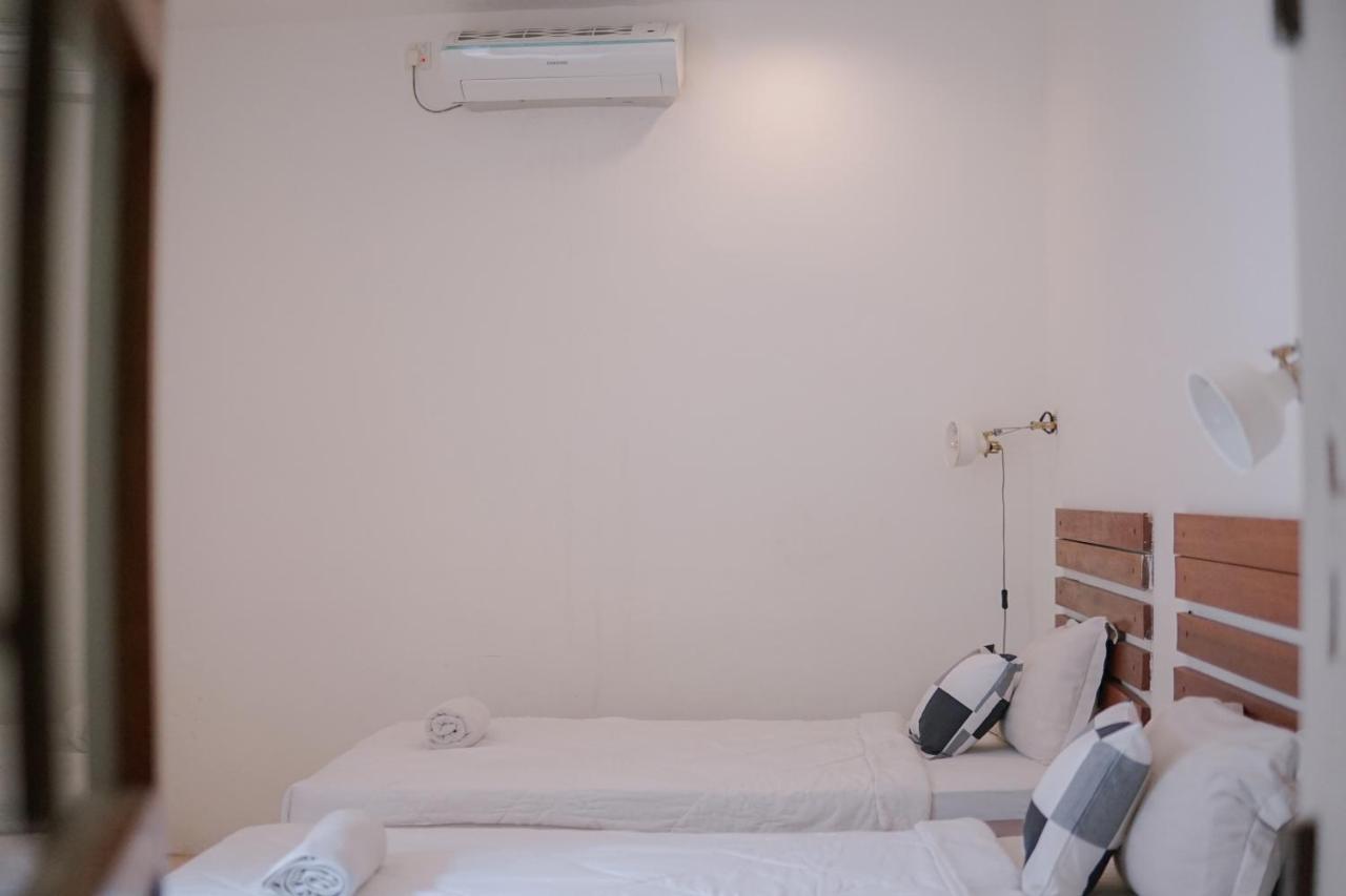 Augustina Home Malang Eksteriør bilde